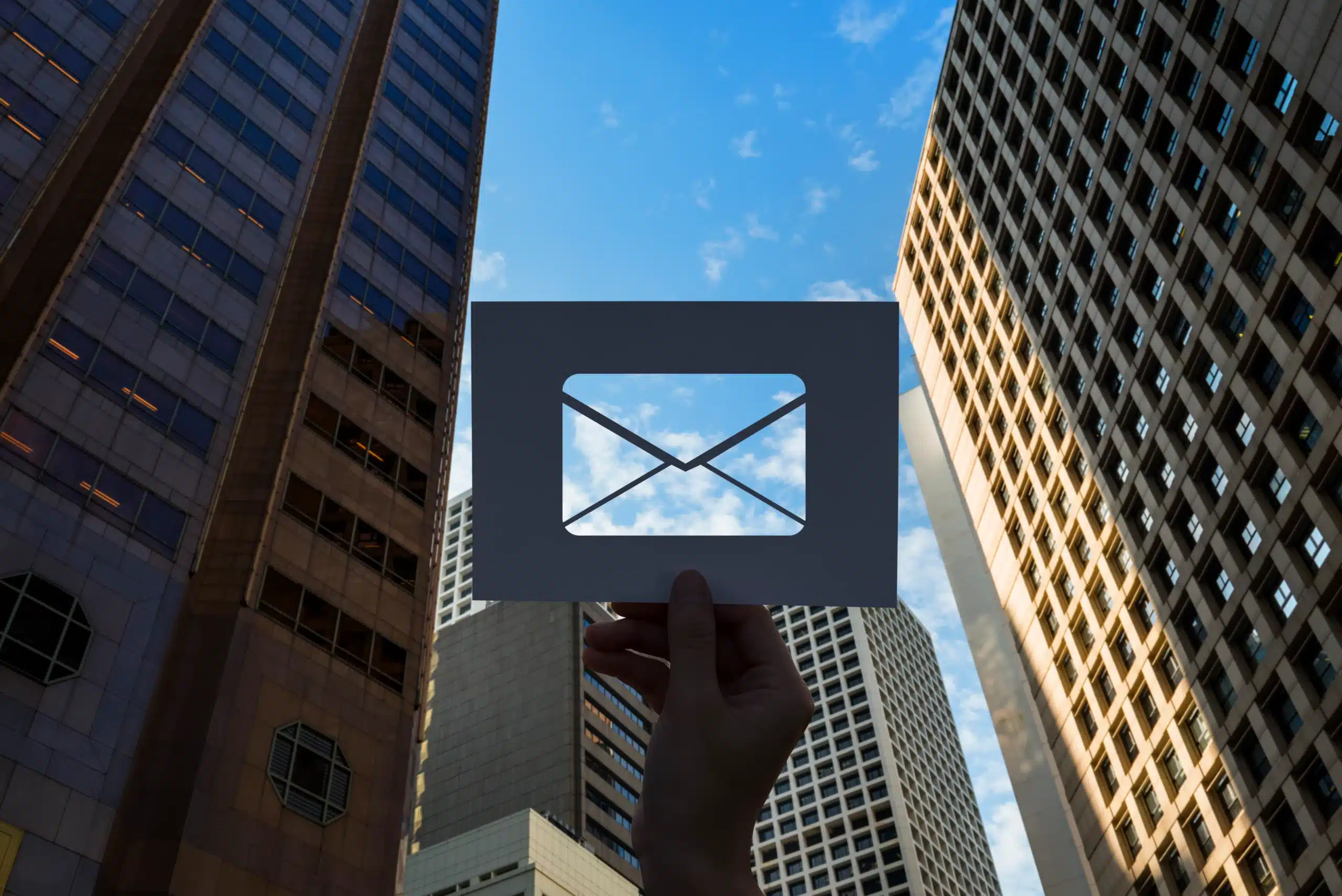 outsourcing-email-marketing–featured outsourcing-email-marketing--featured
