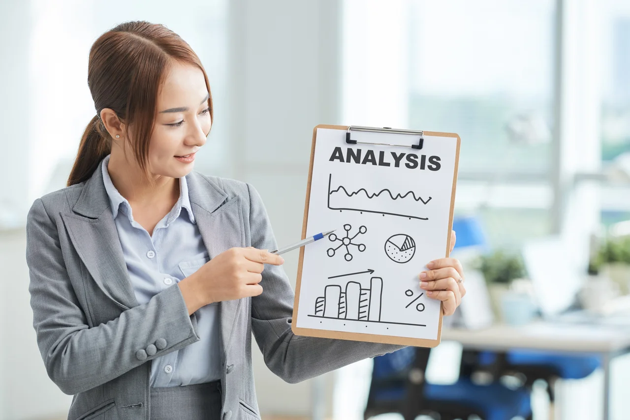 Data analysis drives strategic business decisions and marketing results.