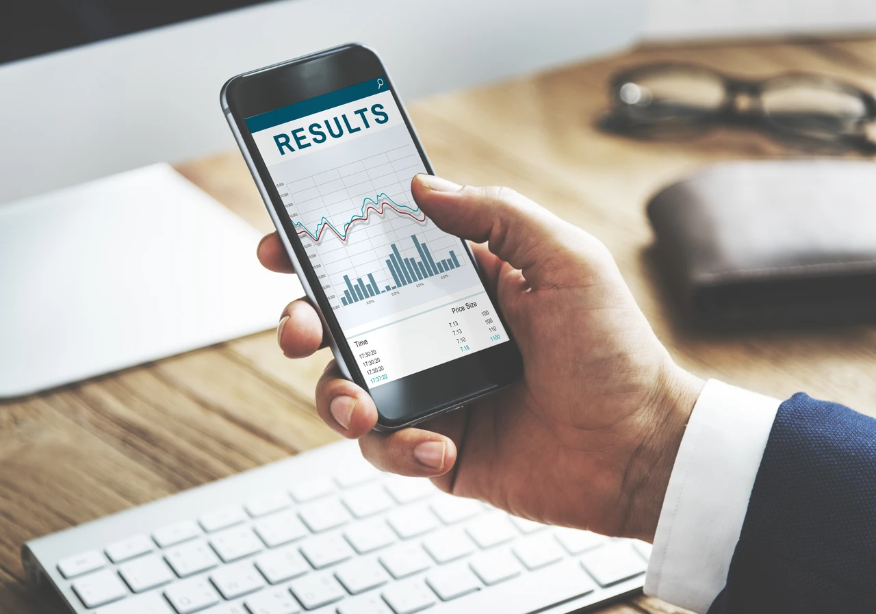 Analyzing market trends and business performance using mobile analytics.