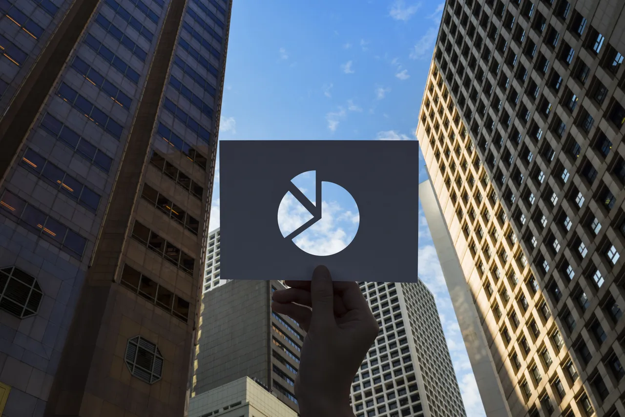 Learn how modern attribution strategies help marketing and sales teams accurately connect touchpoints to revenue, optimize GTM performance, and improve ROI in multi-stakeholder buying journeys.